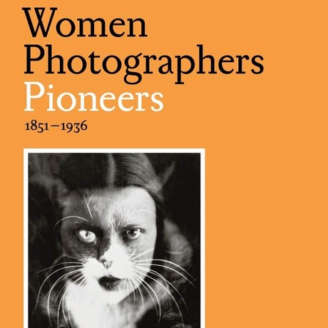Women Photographers Pioneers