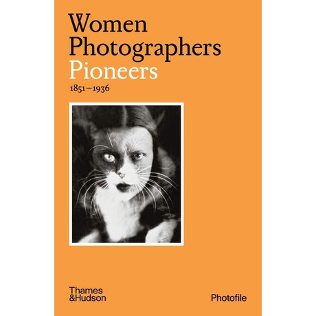 Women Photographers Pioneers